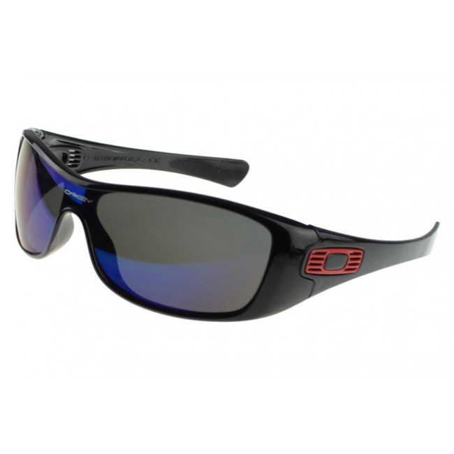 Oakley Sunglasses Antix black Frame black Lens Gorgeous